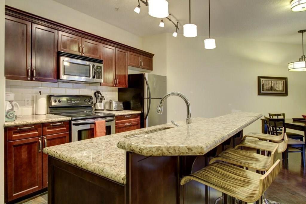 B&B Grand Rockies Resort 2Br 1Pullout Canmore Dış mekan fotoğraf