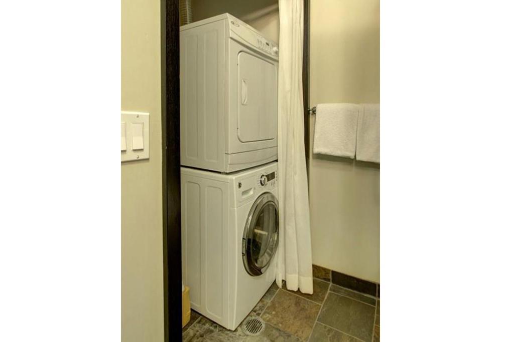 B&B Grand Rockies Resort 2Br 1Pullout Canmore Dış mekan fotoğraf